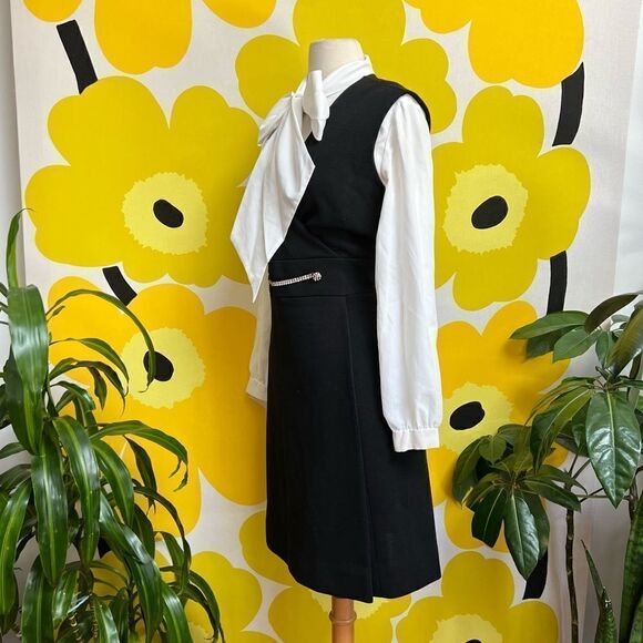 Mod Black Sleeveless Vintage 1960s / 1970s Knit Rhinestone Accent Mini Dress - Picture 2 of 9